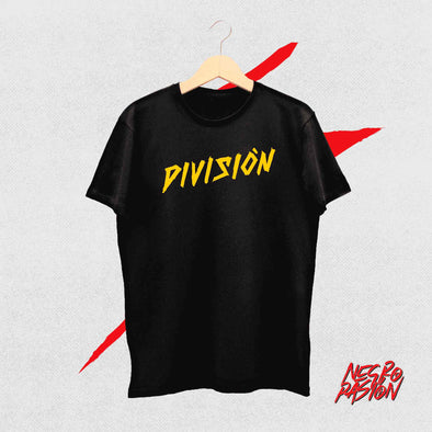 Camiseta - División Minúscula - División - negropasion